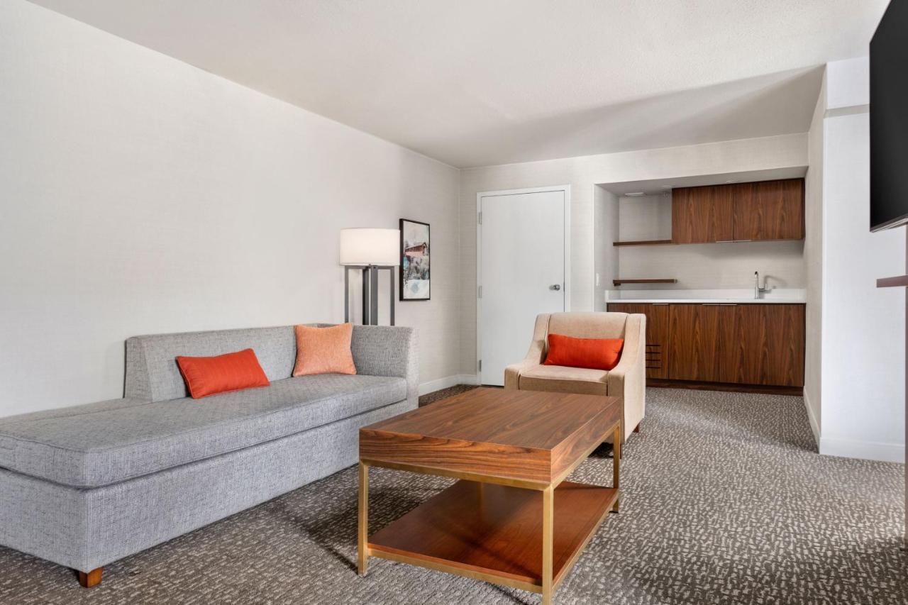Hotel Delta By Marriott Allentown Lehigh Valley