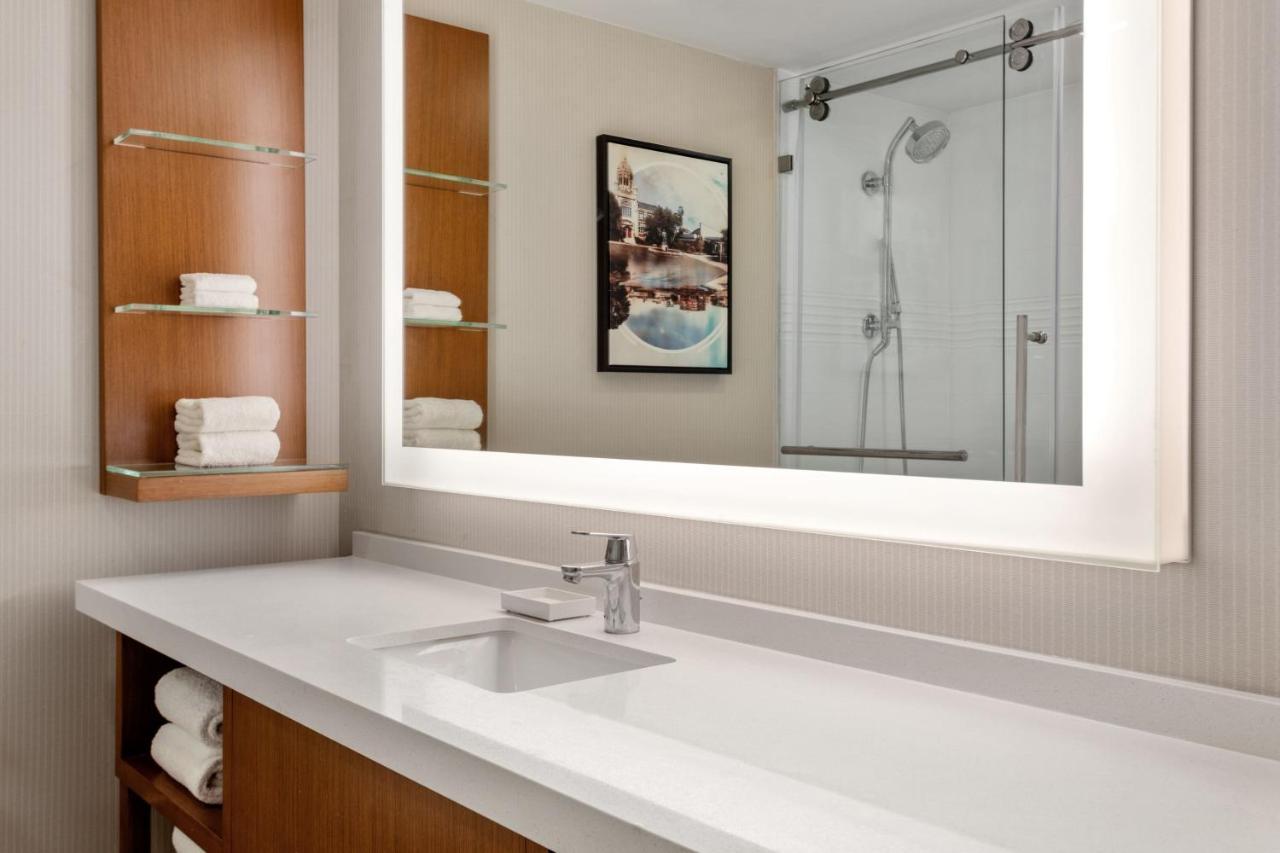 Delta By Marriott Allentown Lehigh Valley Hotel